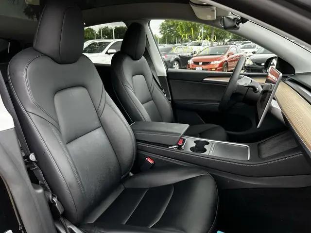 2025 Tesla Model Y Long Range Dual Motor All-Wheel Drive