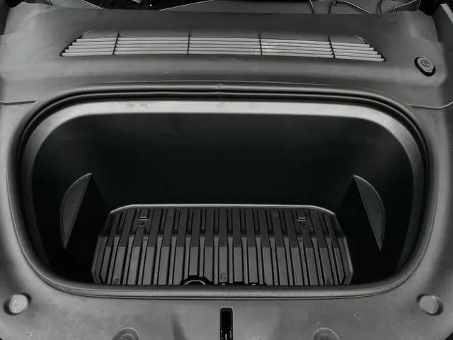 2025 Tesla Model Y Long Range Dual Motor All-Wheel Drive