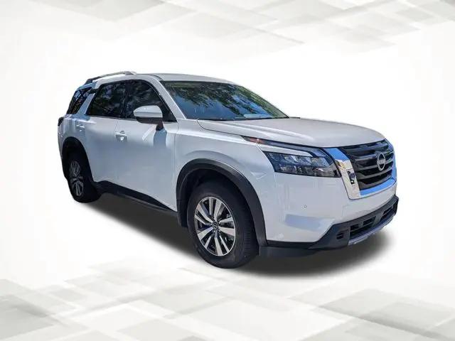2025 Nissan Pathfinder SL FWD