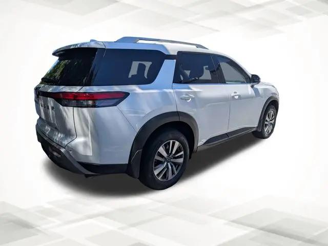 2025 Nissan Pathfinder SL FWD