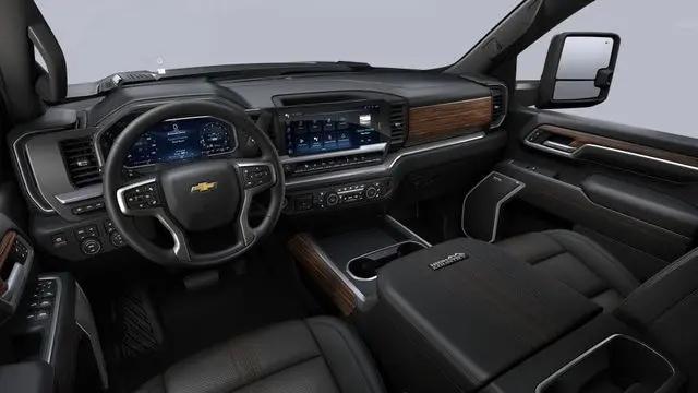 2026 Chevrolet Silverado 2500HD Crew Cab, Standard Bed, High Country, 4WD