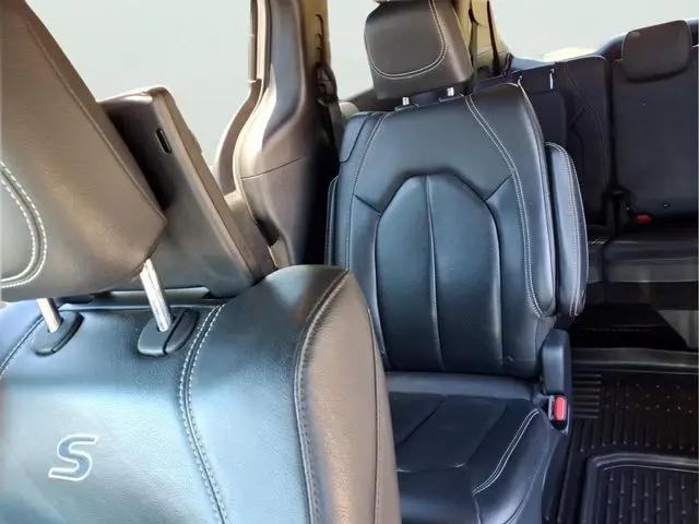 2020 Chrysler Pacifica Touring L Plus