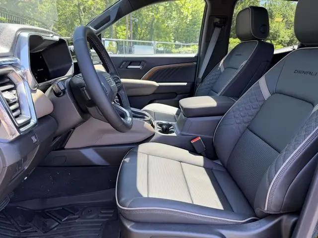 2026 GMC Canyon Denali, 4WD