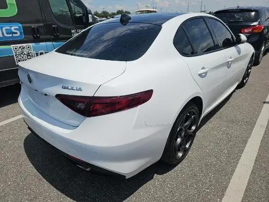 2017 Alfa Romeo Giulia Ti AWD