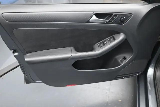 2014 Volkswagen Jetta 1.8T SE