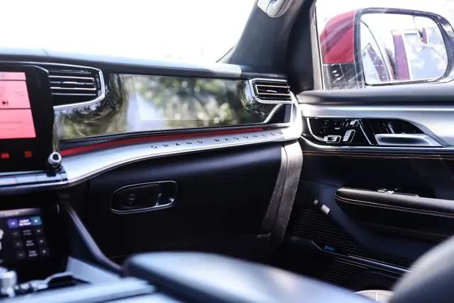 2022 Jeep Grand Wagoneer Series III 4x4