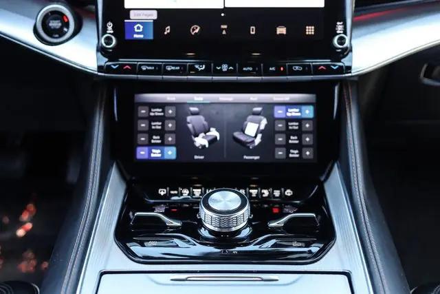 2022 Jeep Grand Wagoneer Series III 4x4