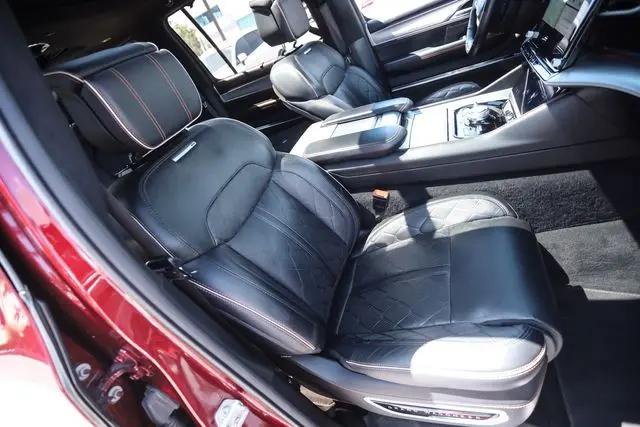 2022 Jeep Grand Wagoneer Series III 4x4