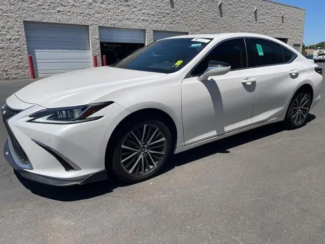 2022 Lexus ES 300h ES 300h