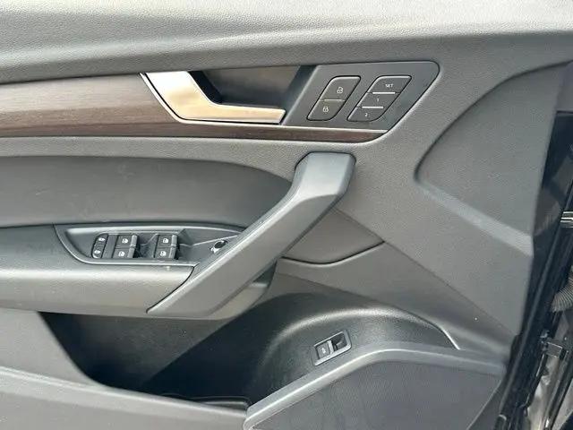 2023 Audi Q5 Premium 45 TFSI S line quattro