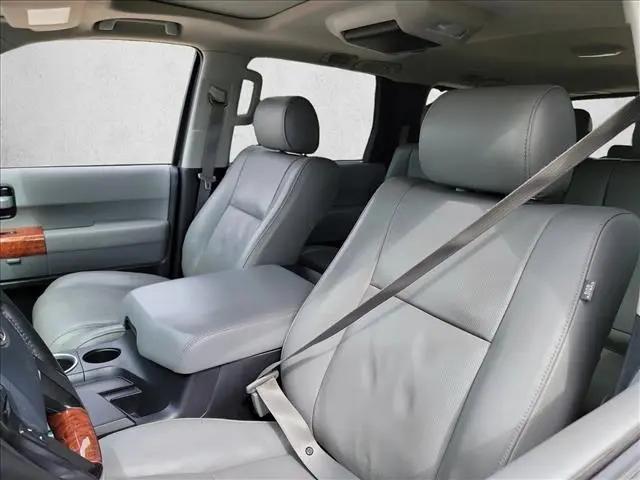 2020 Toyota Sequoia Platinum
