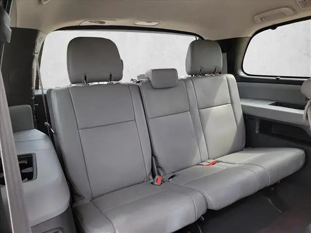 2020 Toyota Sequoia Platinum