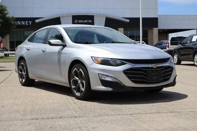 2022 Chevrolet Malibu FWD LT