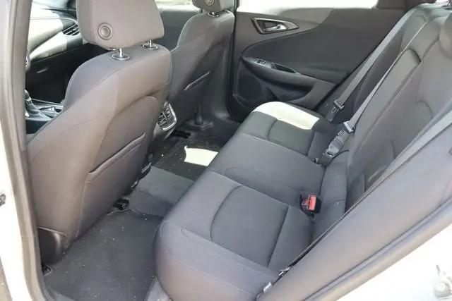 2022 Chevrolet Malibu FWD LT