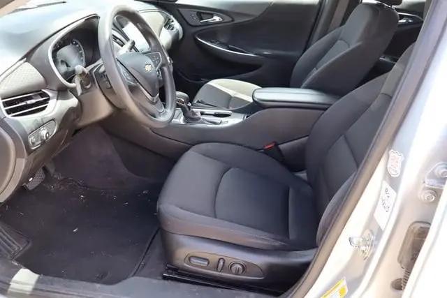2022 Chevrolet Malibu FWD LT