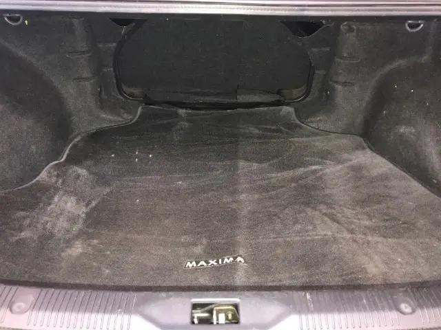 2002 Nissan Maxima SE