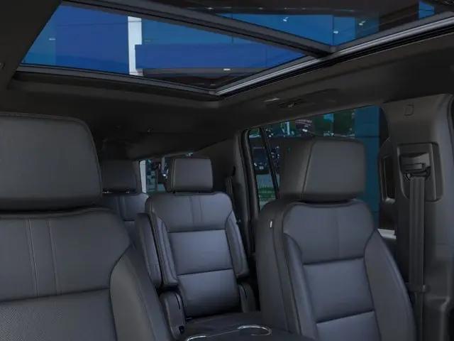 2026 Chevrolet Suburban RST, 4WD