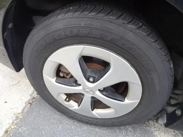 2012 Toyota Prius Three