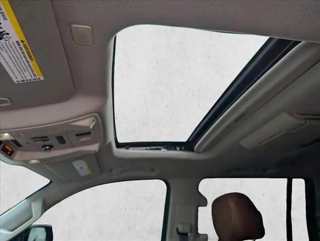 2017 Cadillac Escalade ESV Premium Luxury