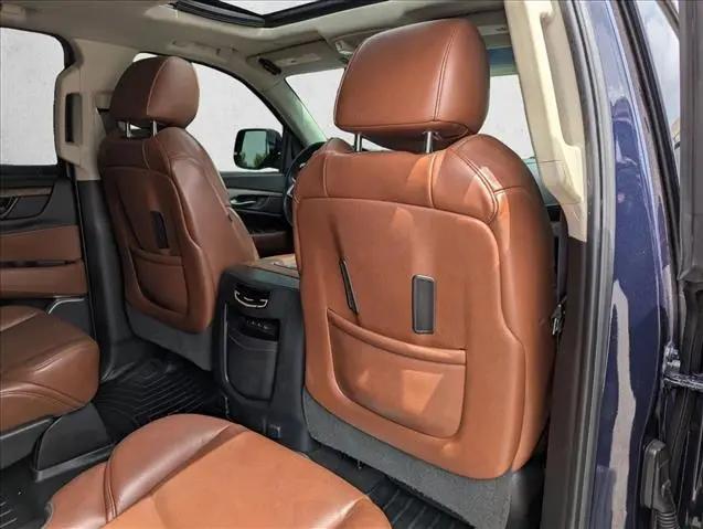 2017 Cadillac Escalade ESV Premium Luxury
