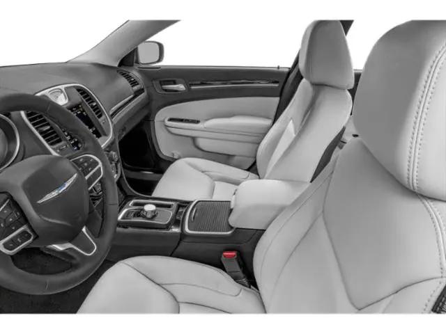 2023 Chrysler 300 Touring L