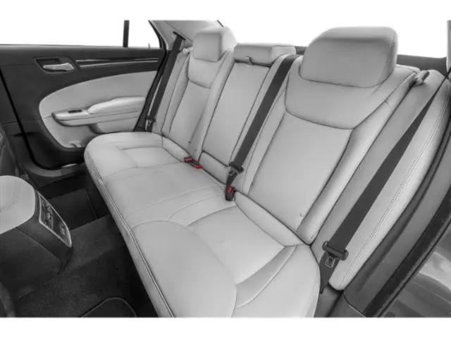 2023 Chrysler 300 Touring L