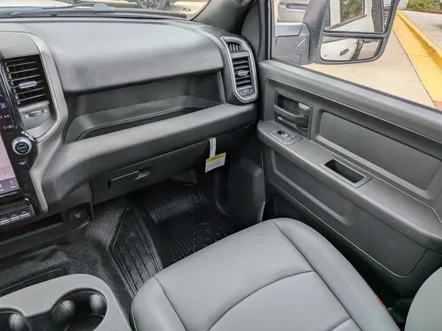 2026 Ram 3500 Tradesman/Big Horn