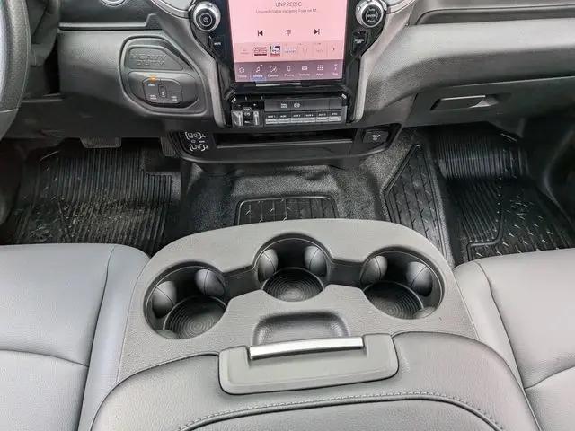 2026 Ram 3500 Tradesman/Big Horn