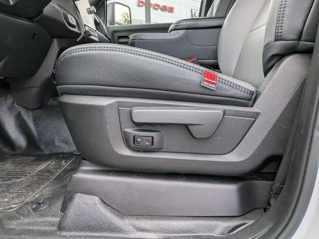 2026 Ram 3500 Tradesman/Big Horn