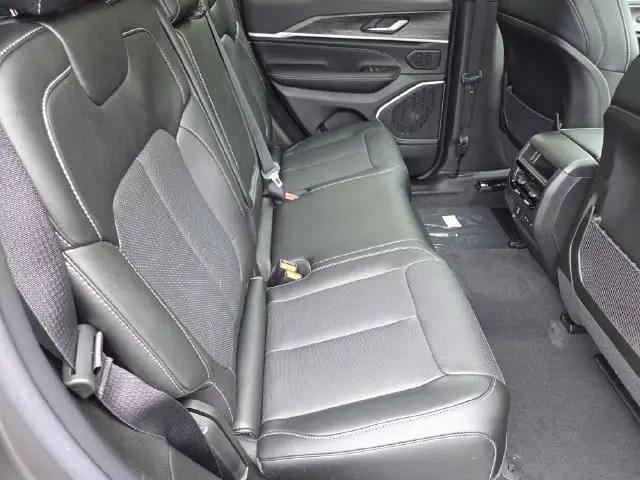 2026 Jeep Grand Cherokee Limited Reserve 4x4