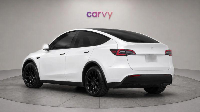 2023 Tesla Model Y Long Range Dual Motor All-Wheel Drive
