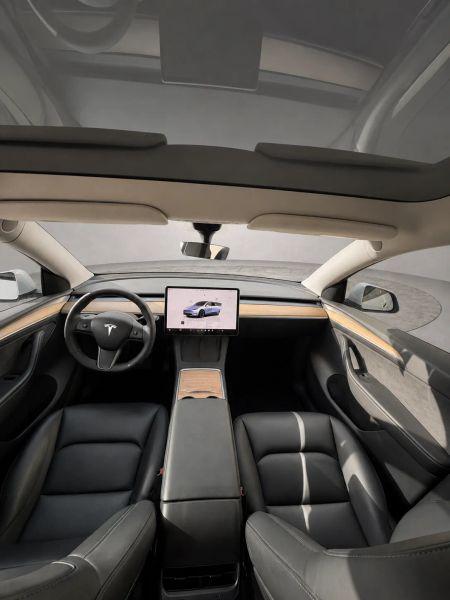 2023 Tesla Model Y Long Range Dual Motor All-Wheel Drive