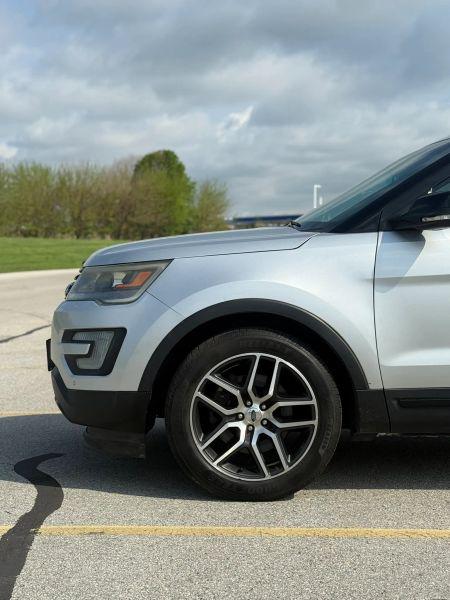 2016 Ford Explorer Sport