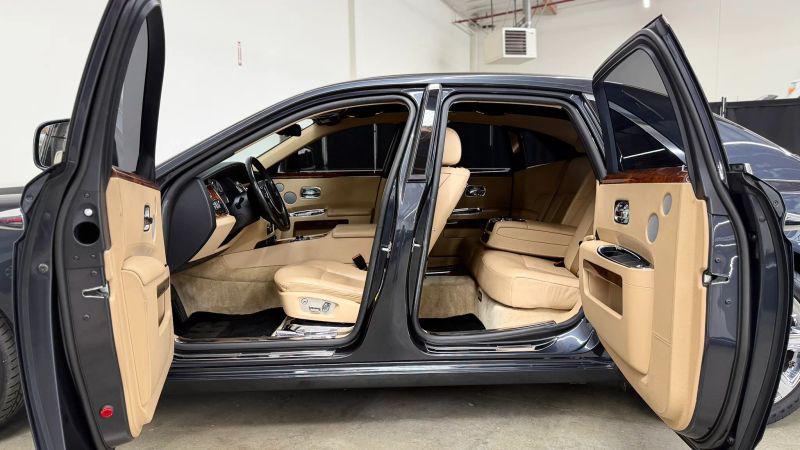 2011 Rolls-Royce Ghost Base