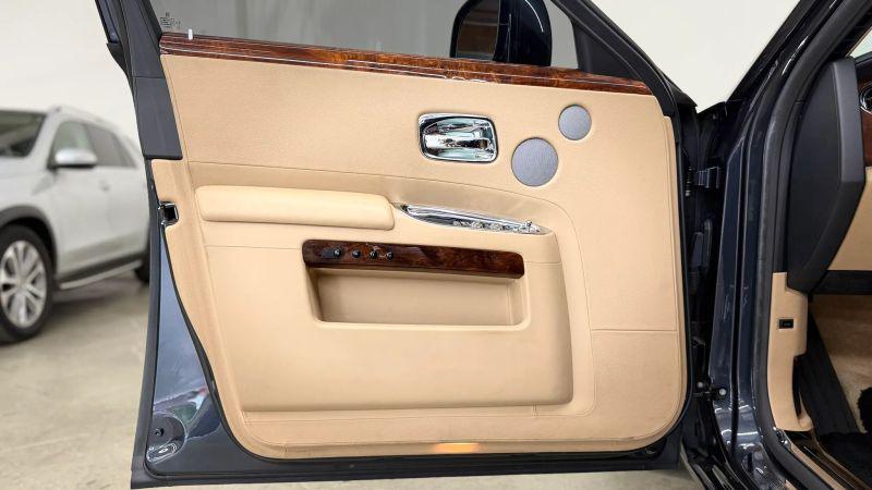 2011 Rolls-Royce Ghost Base