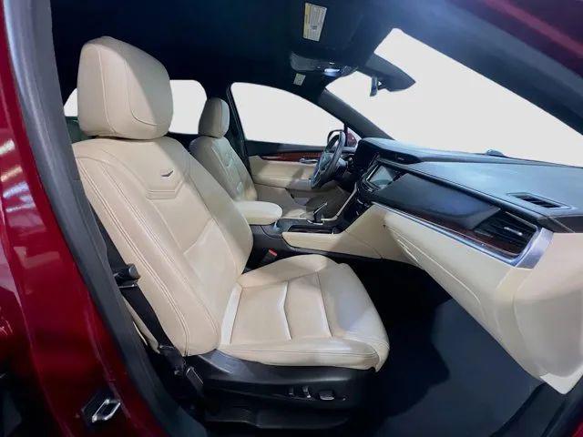 2017 Cadillac XT5 Premium Luxury
