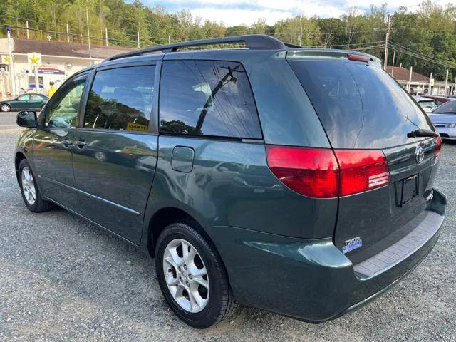 2004 Toyota Sienna XLE Limited
