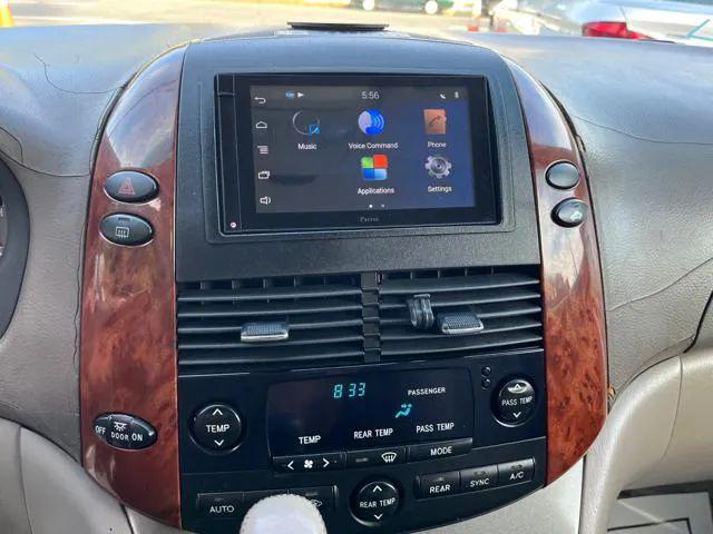 2004 Toyota Sienna XLE Limited