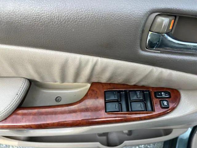 2004 Toyota Sienna XLE Limited
