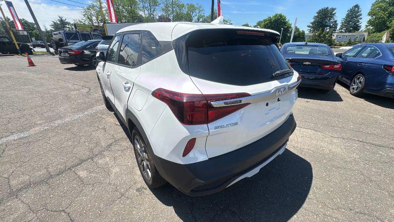 2023 Kia Seltos LX