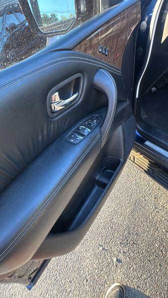 2016 INFINITI QX80 Base