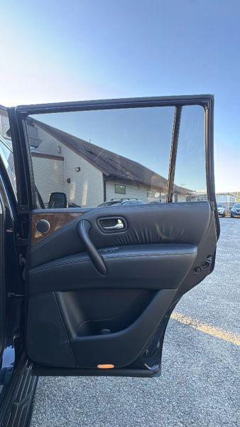 2016 INFINITI QX80 Base