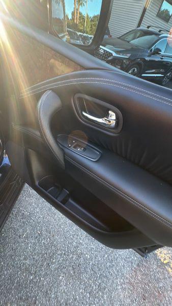 2016 INFINITI QX80 Base
