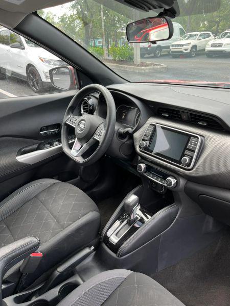 2020 Nissan Kicks SV Xtronic CVT