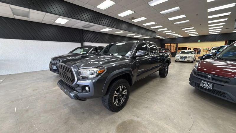 2017 Toyota Tacoma TRD Sport