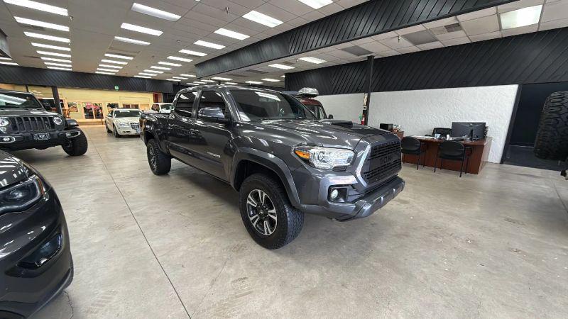 2017 Toyota Tacoma TRD Sport