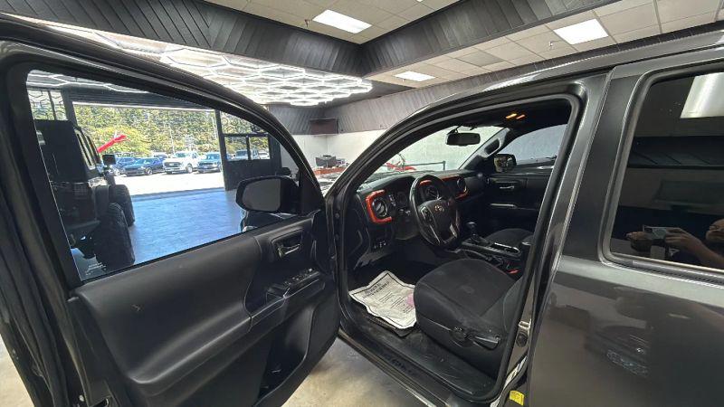 2017 Toyota Tacoma TRD Sport
