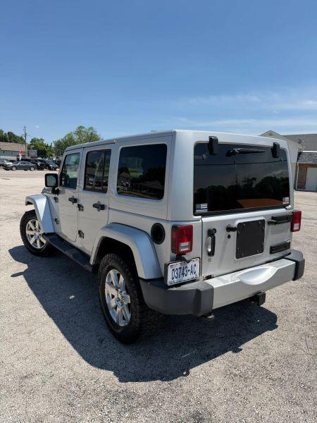 2012 Jeep Wrangler Unlimited Sahara