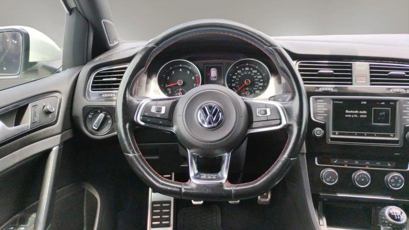 2016 Volkswagen Golf GTI SE 4-Door