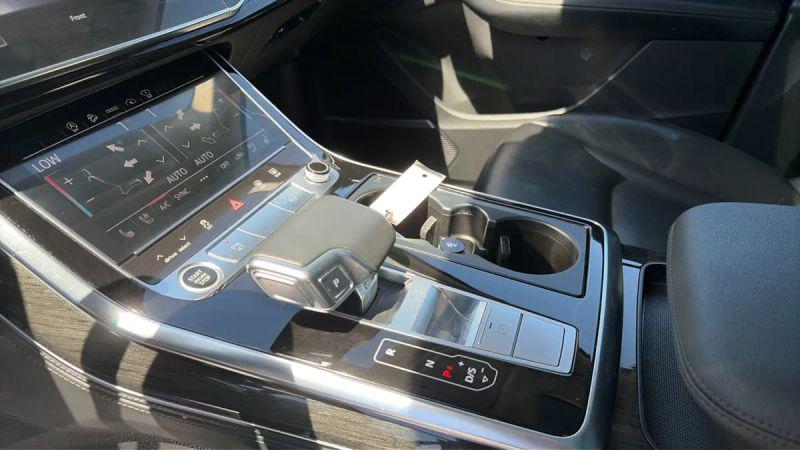 2022 Audi Q7 Prestige 55 TFSI quattro Tiptronic